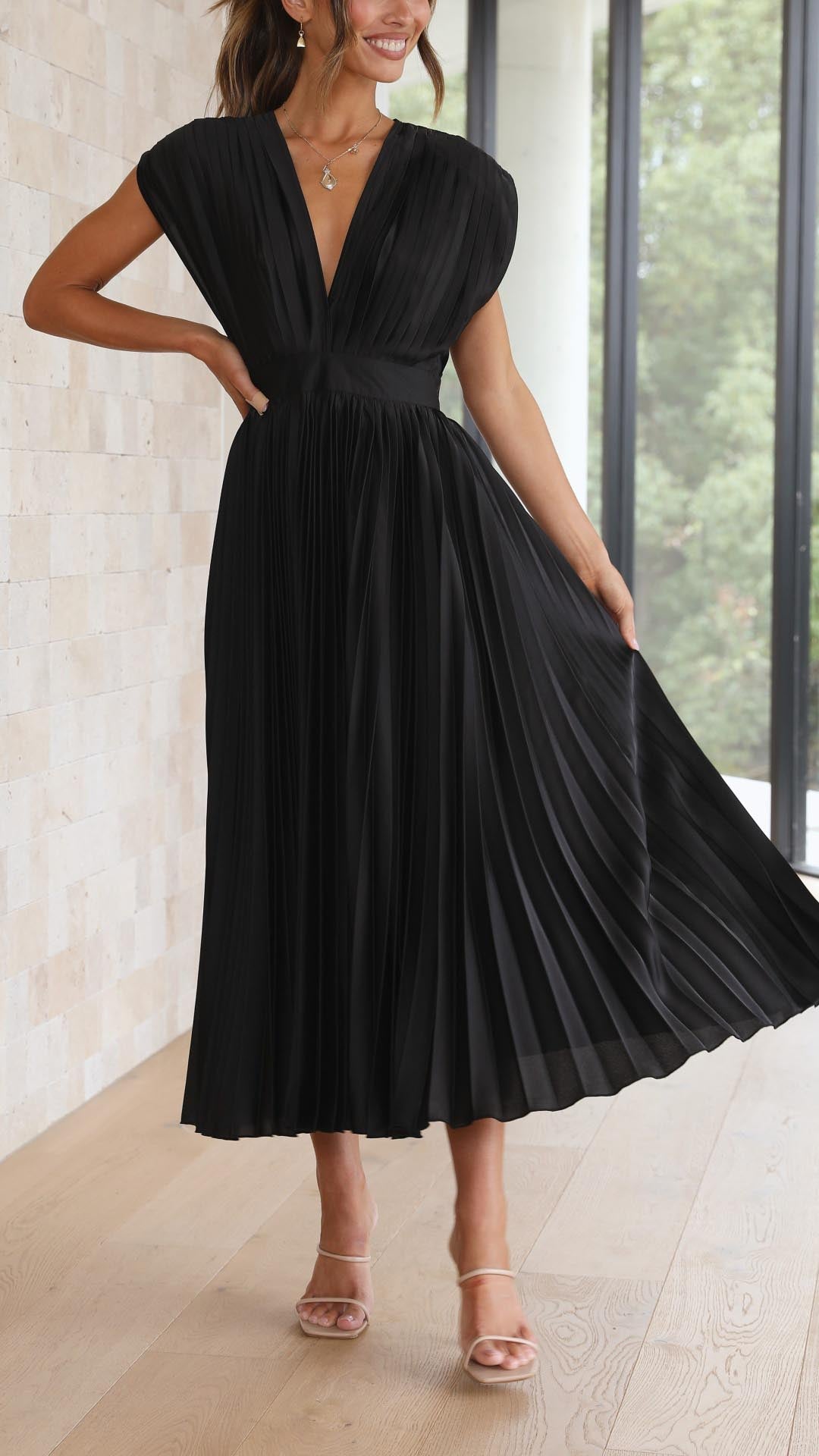 Carla | Abito Elegante Plisettato